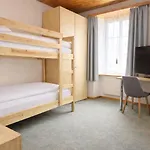 מלון Golf Des Alpes *