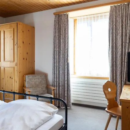 Golf Des Alpes * Samedan